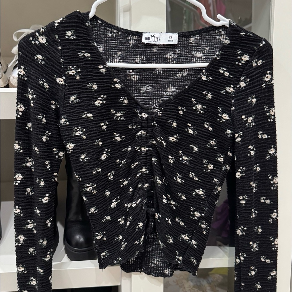 Hollister Black and White Floral Long Sleeve Top